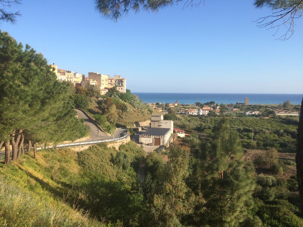 Casa Vacanza Paradise Vicino Cefalu Con Servizio Di Piscina A 3 Chilometri Apartment Campofelice Di Roccella Exterior photo